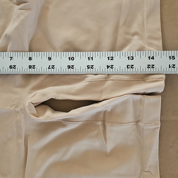 NWT Jockey Skimmies Microfiber Stretch Mid Lenght Smoothing Slipshort S-XXL - Picture 4 of 6